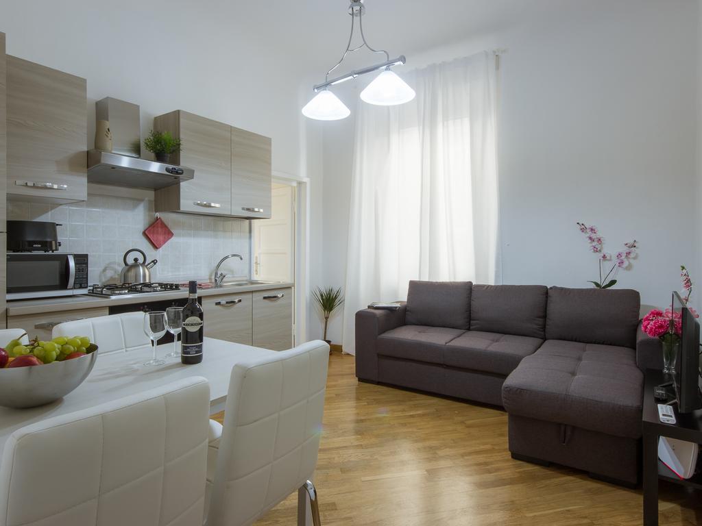 Stylisch Canacci 2 Bedroom Apartment Florence Luaran gambar