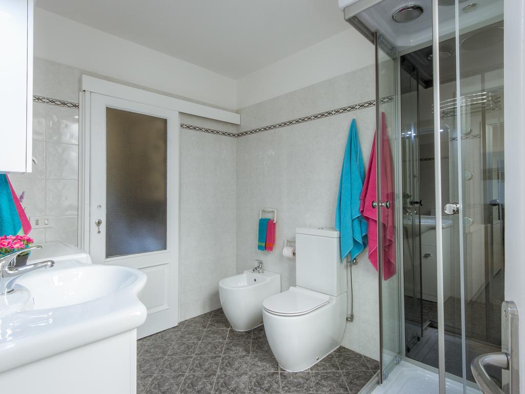 Stylisch Canacci 2 Bedroom Apartment Florence Luaran gambar